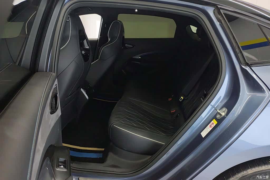 BYD Seal, 2023 11