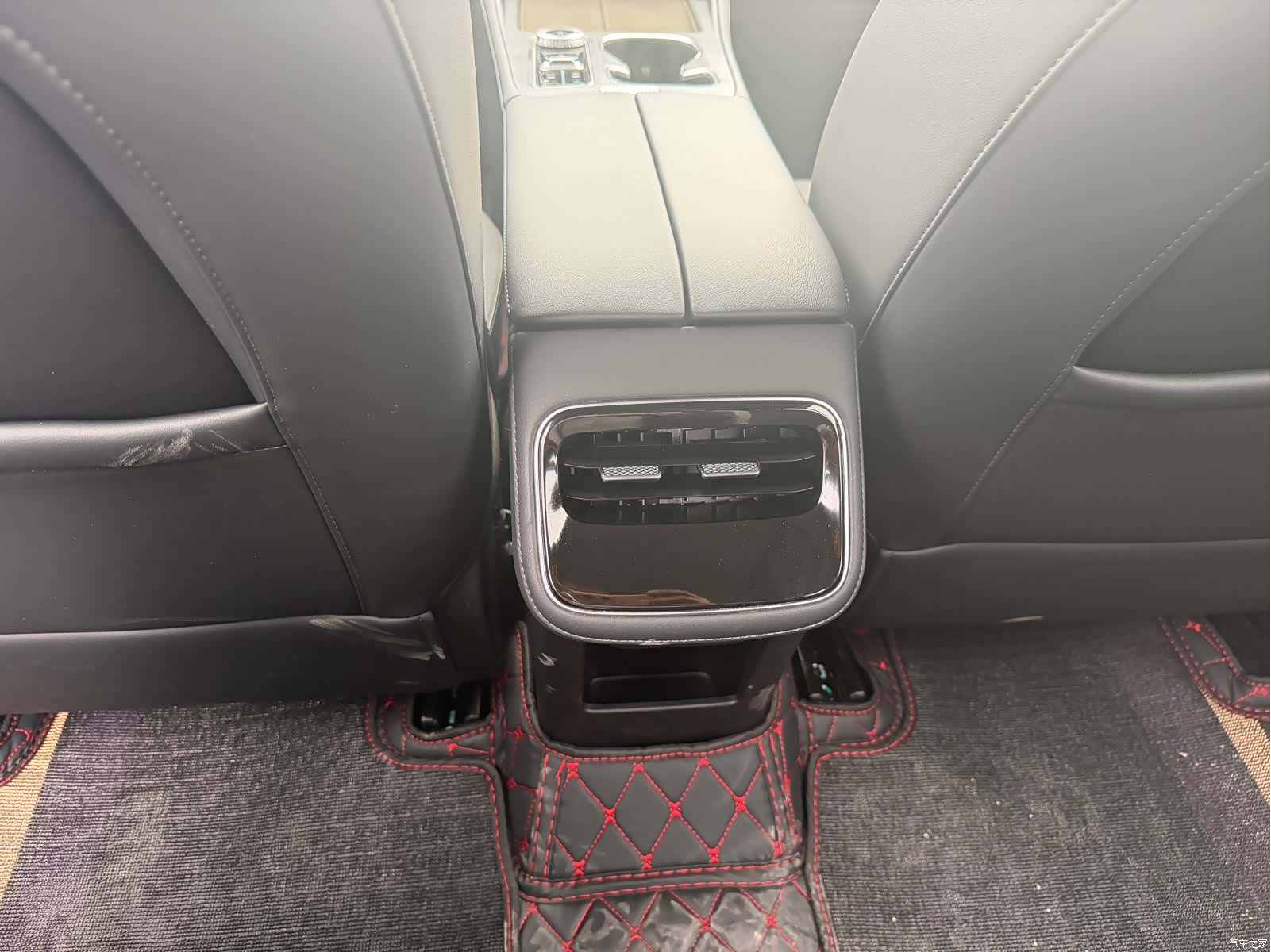Chery T8, 2025 8