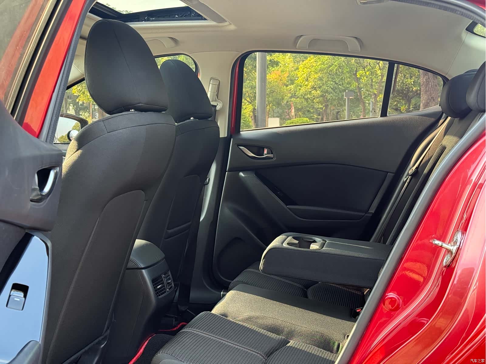 Mazda Mazda3, 2019 9