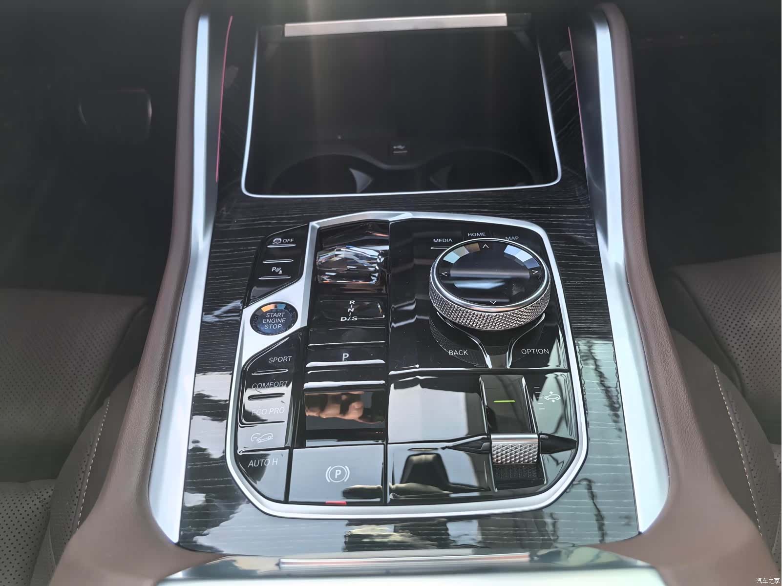 BMW X6, 2025 13