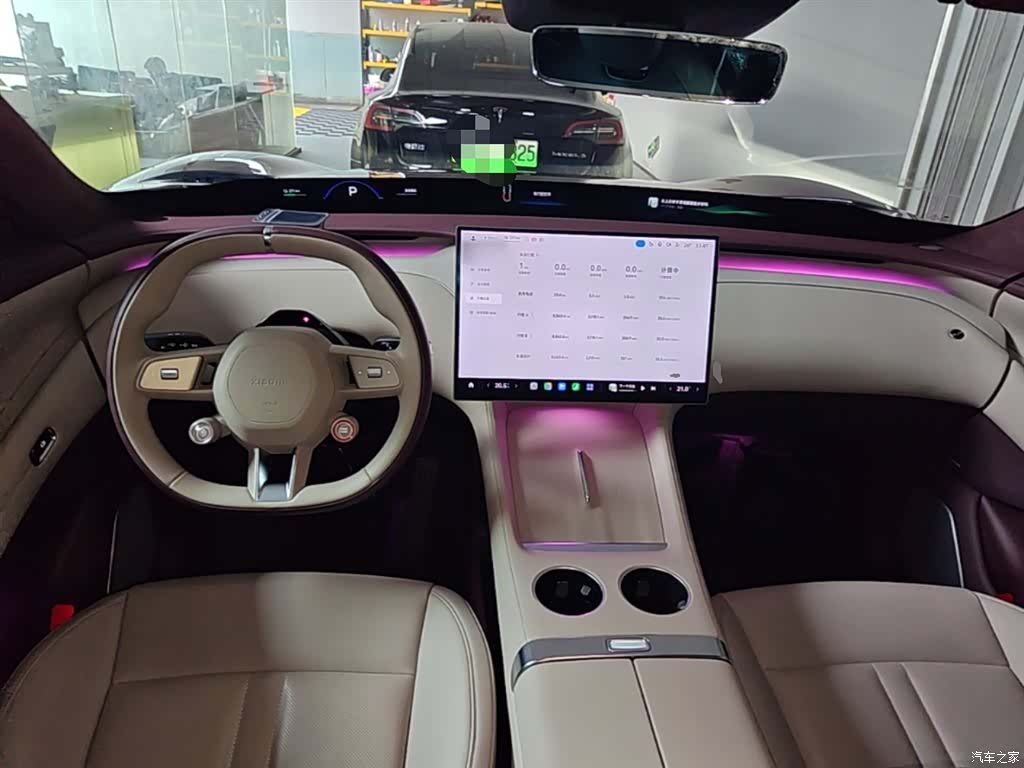 Xiaomi YU7, 2025 10