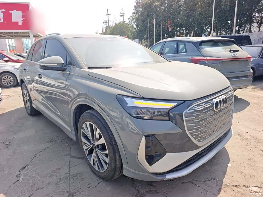 Audi Q4 e-tron, 2024 22
