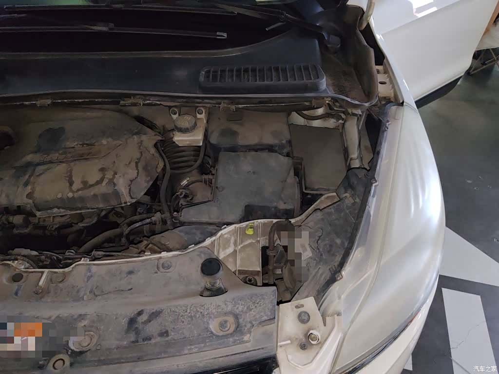 Ford Kuga, 2014 24