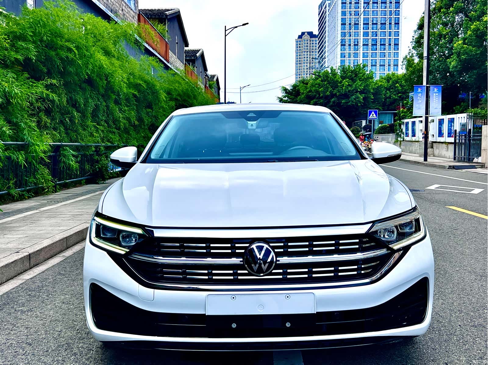 Volkswagen Sagitar, 2023 2