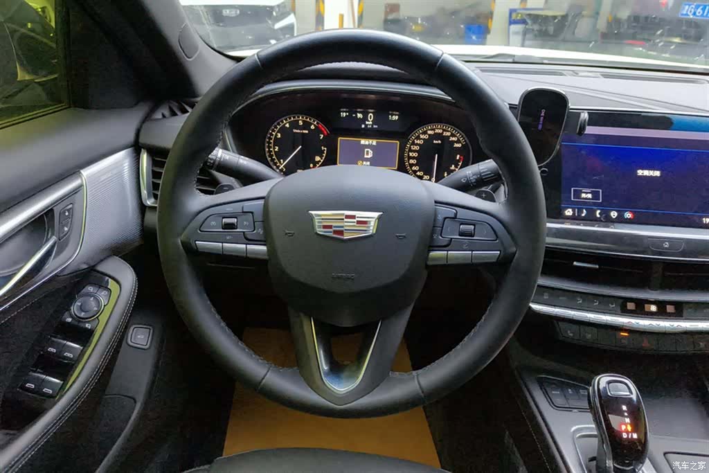 Cadillac CT5, 2022 15