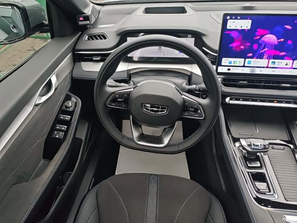 Geely Preface, 2025 11