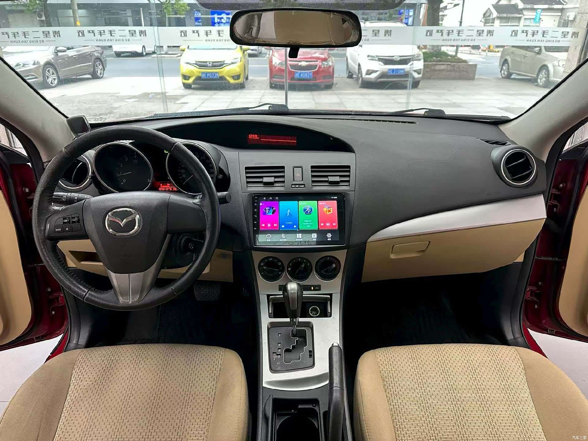 Mazda 3, 2011 все фото