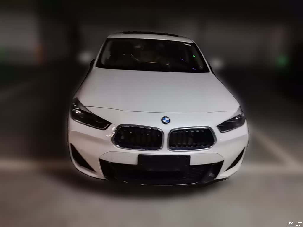 BMW X2, 2023 все фото