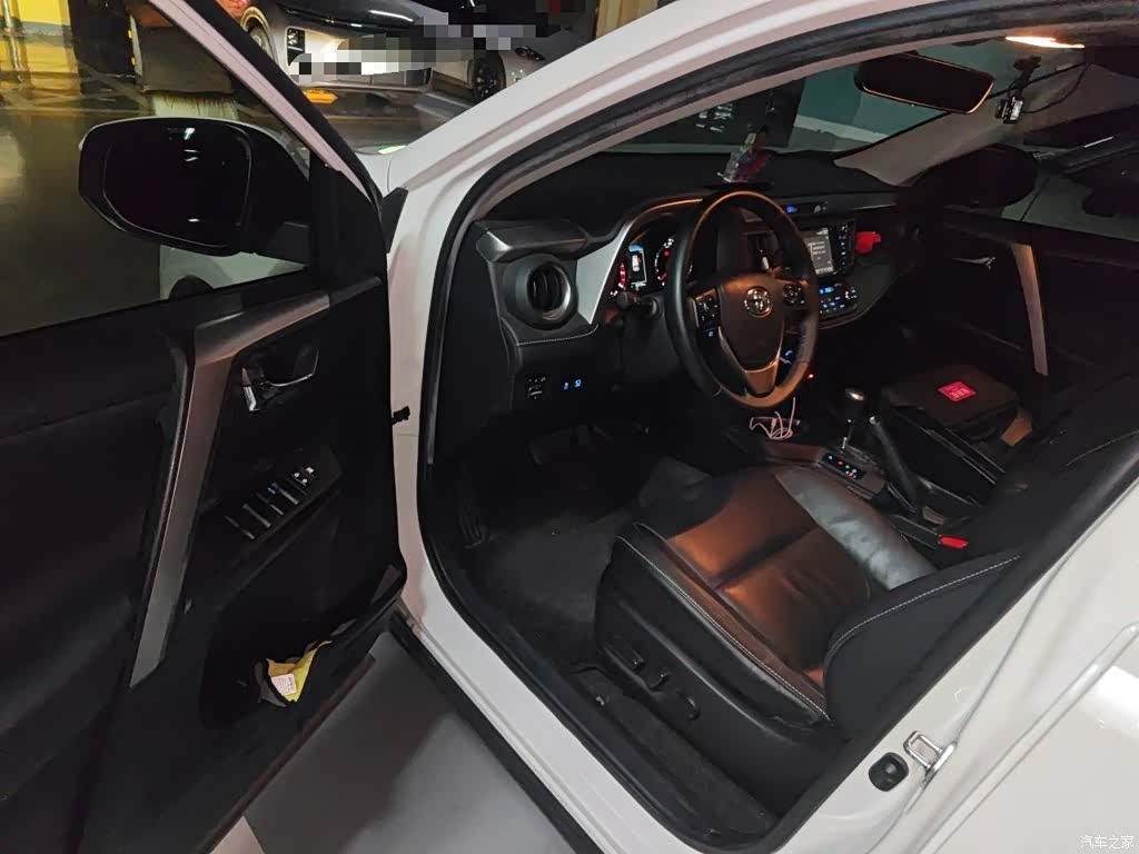 Toyota RAV4, 2017 17