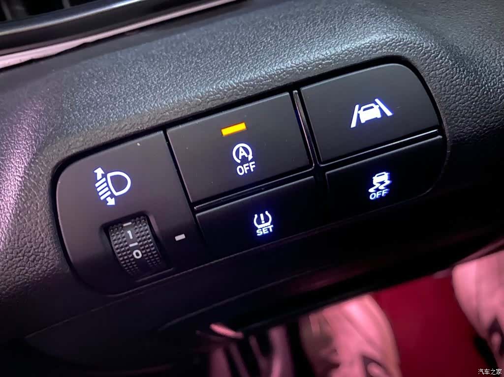 Hyundai Elantra, 2023 12