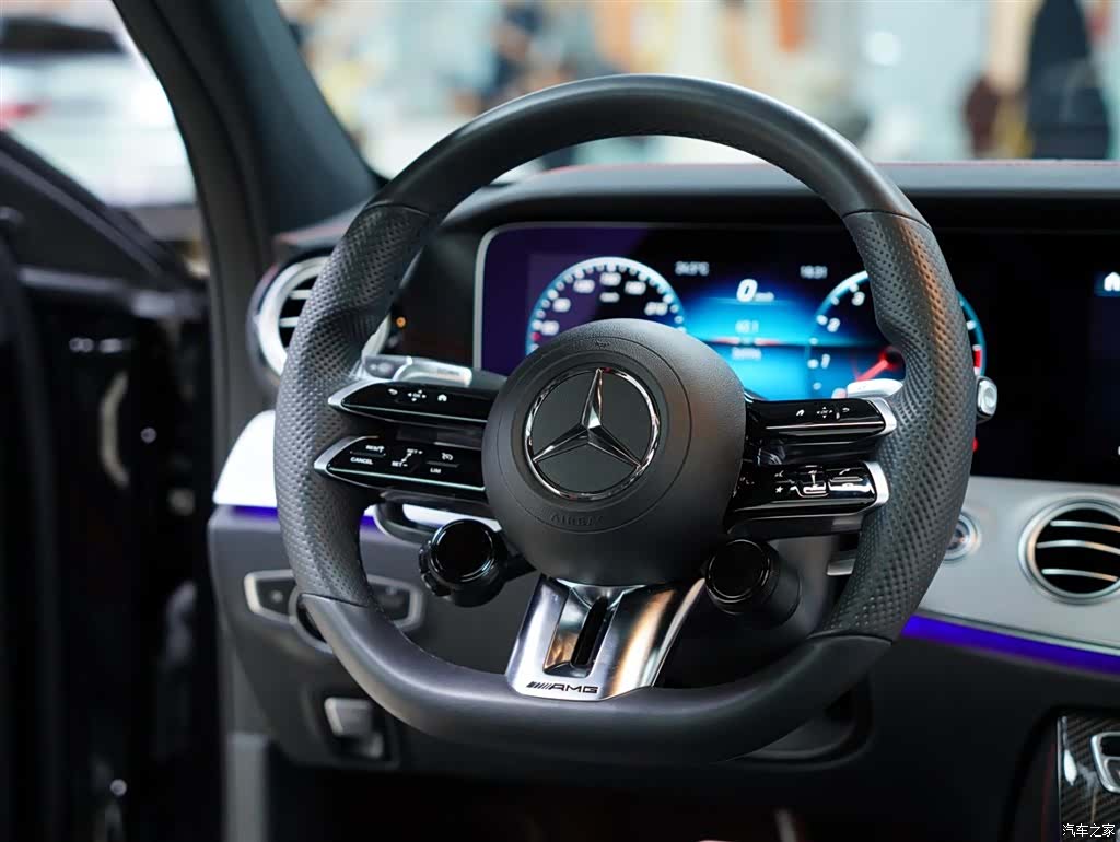 Mercedes-Benz E-Class, 2023 51