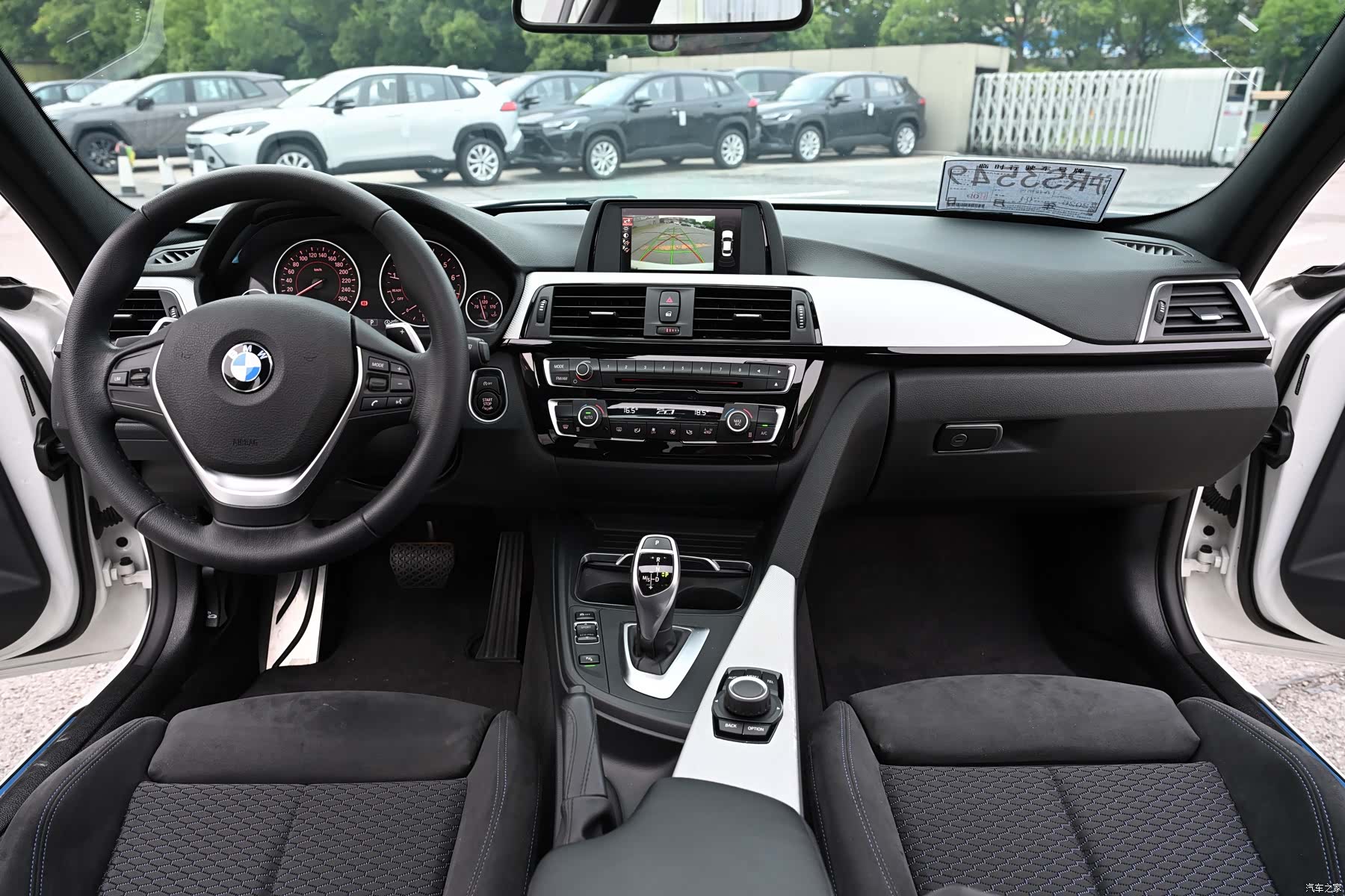 BMW 3 Series, 2017 12
