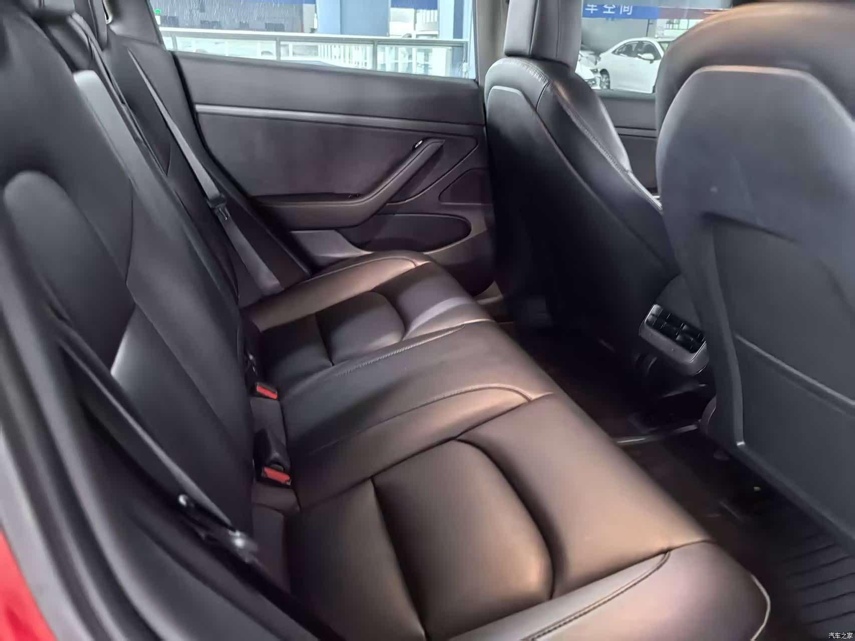 Tesla Model 3, 2020 7