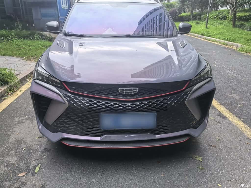 Geely Coolray, 2022 25