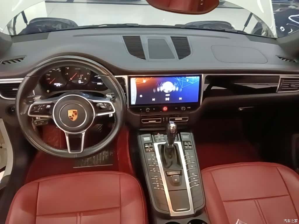 Porsche Macan, 2018 10