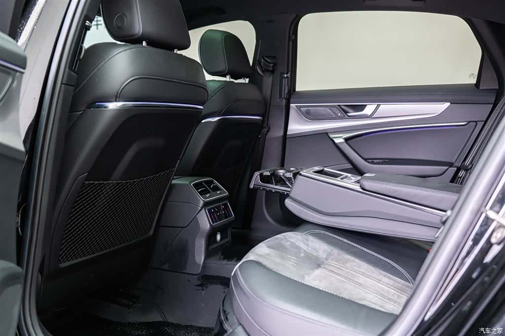 Audi A6L, 2021 7