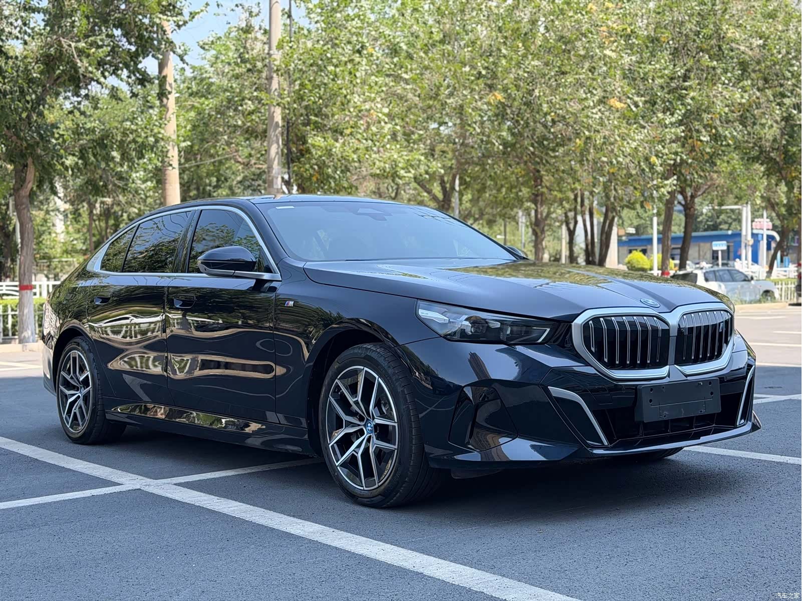 BMW i5, 2025 3