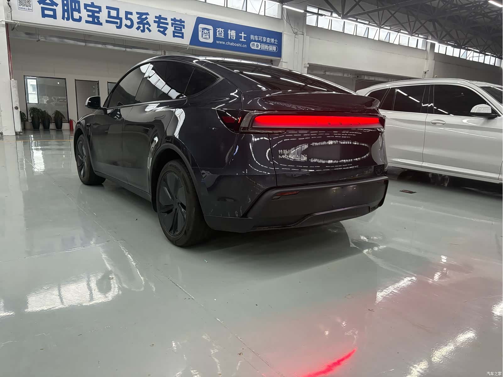Tesla Model Y, 2025 11