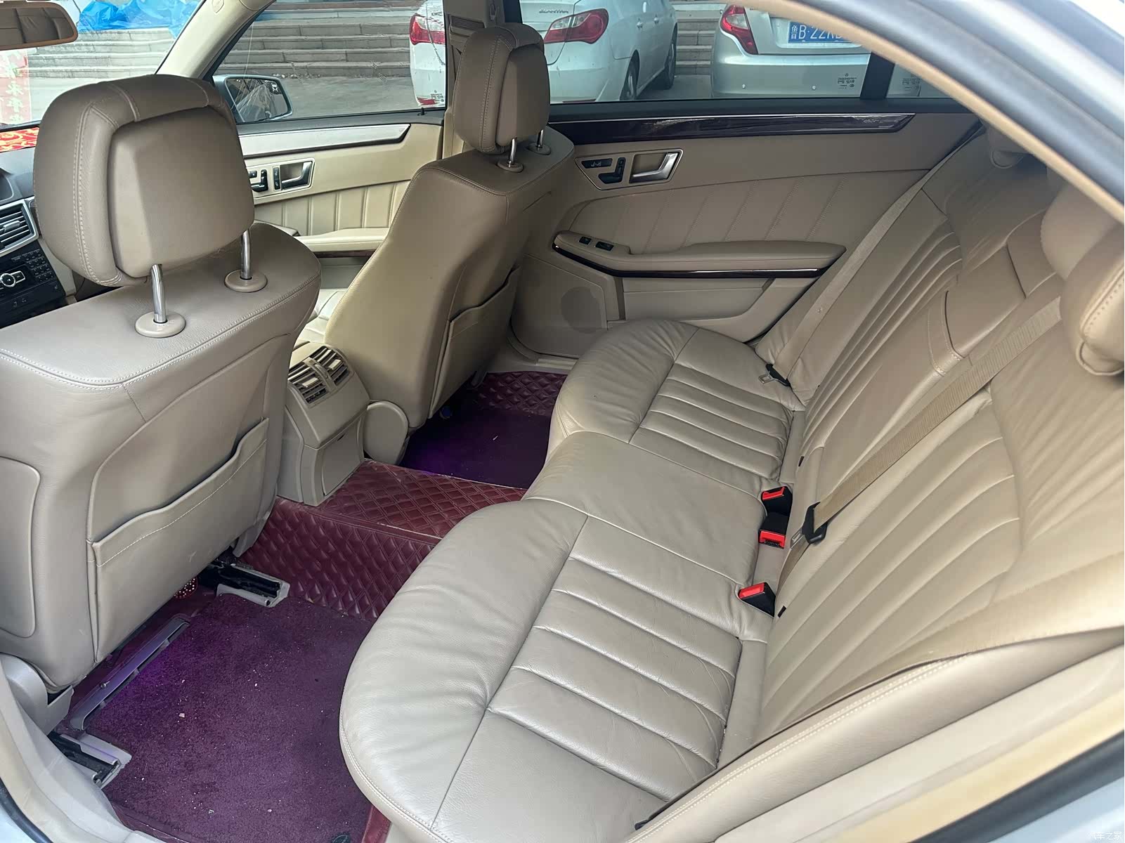 Mercedes-Benz E-Class, 2013 7
