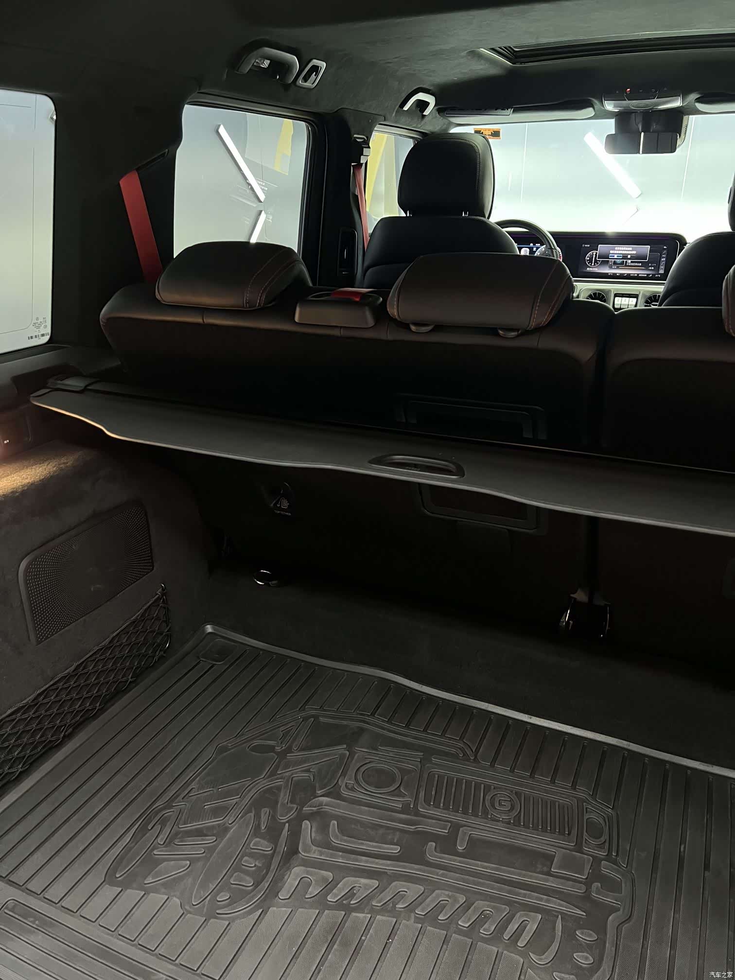 Mercedes-Benz G-Class, 2020 14