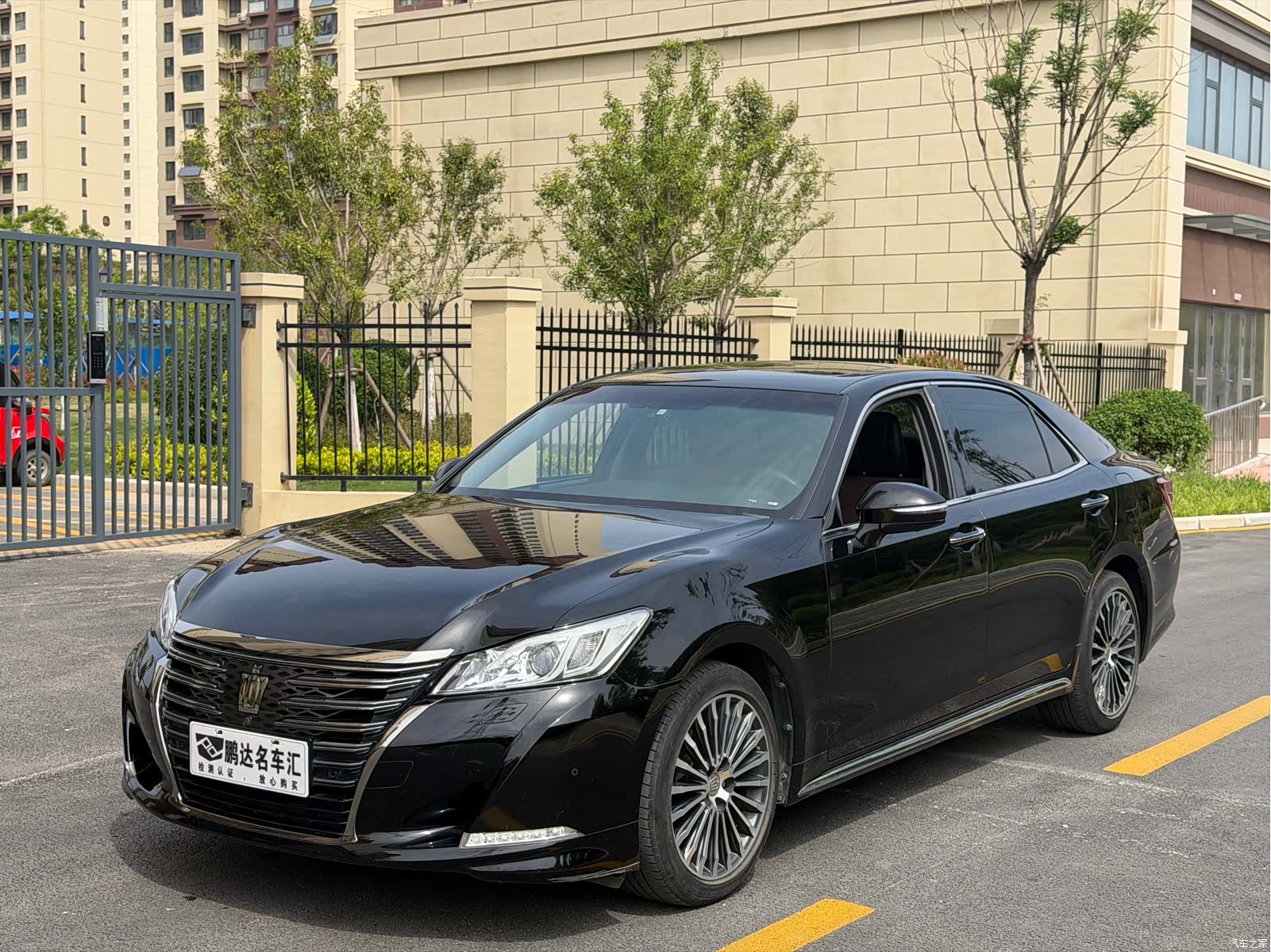 Toyota Crown, 2018 1