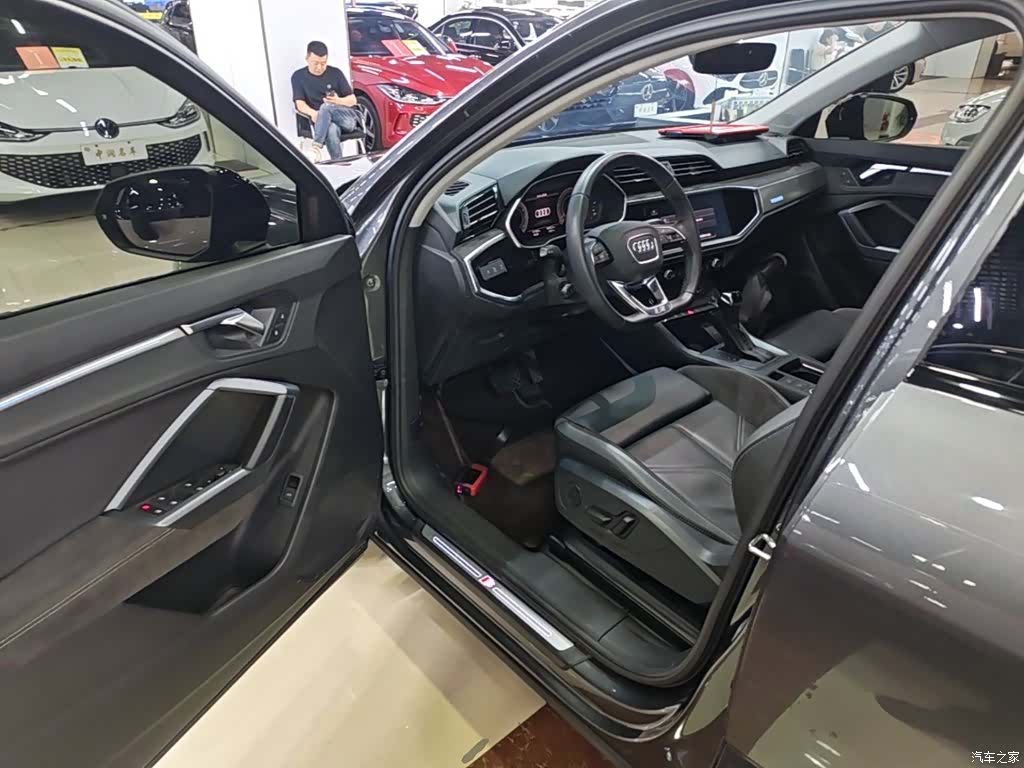 Audi Q3, 2022 16