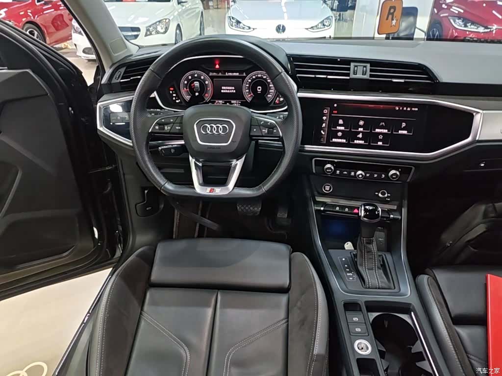 Audi Q3, 2022 13