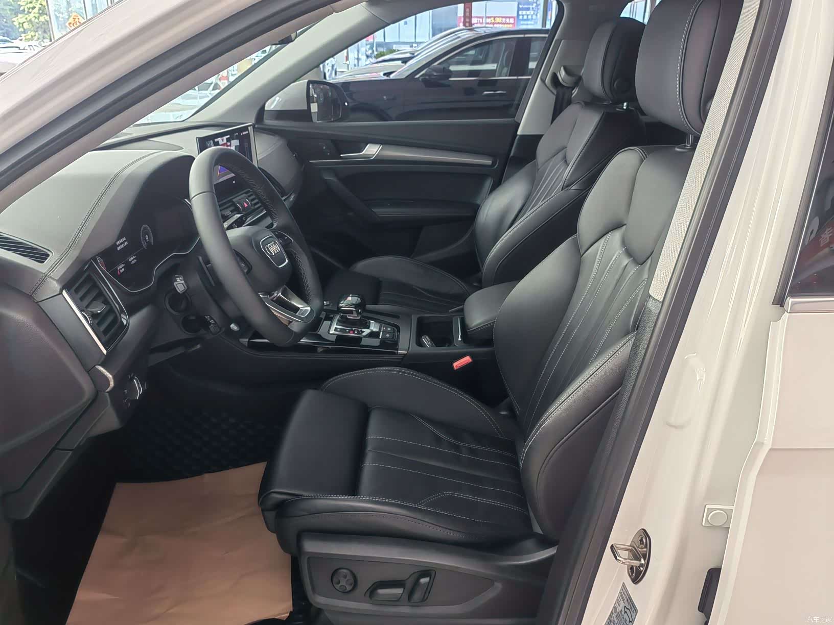 Audi Q5L, 2022 6