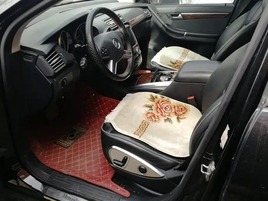 Mercedes-Benz R-class