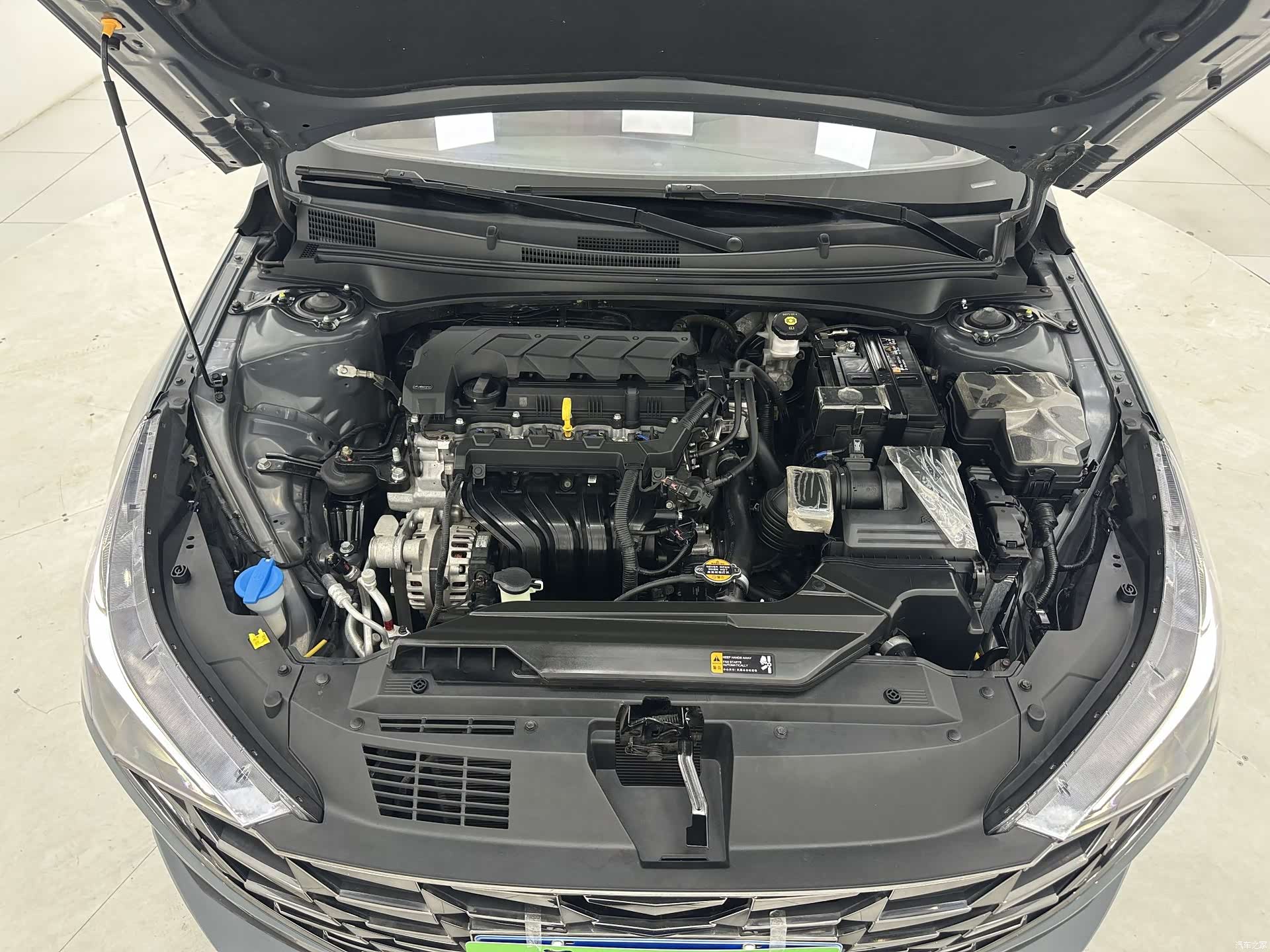 Hyundai Elantra, 2022 18