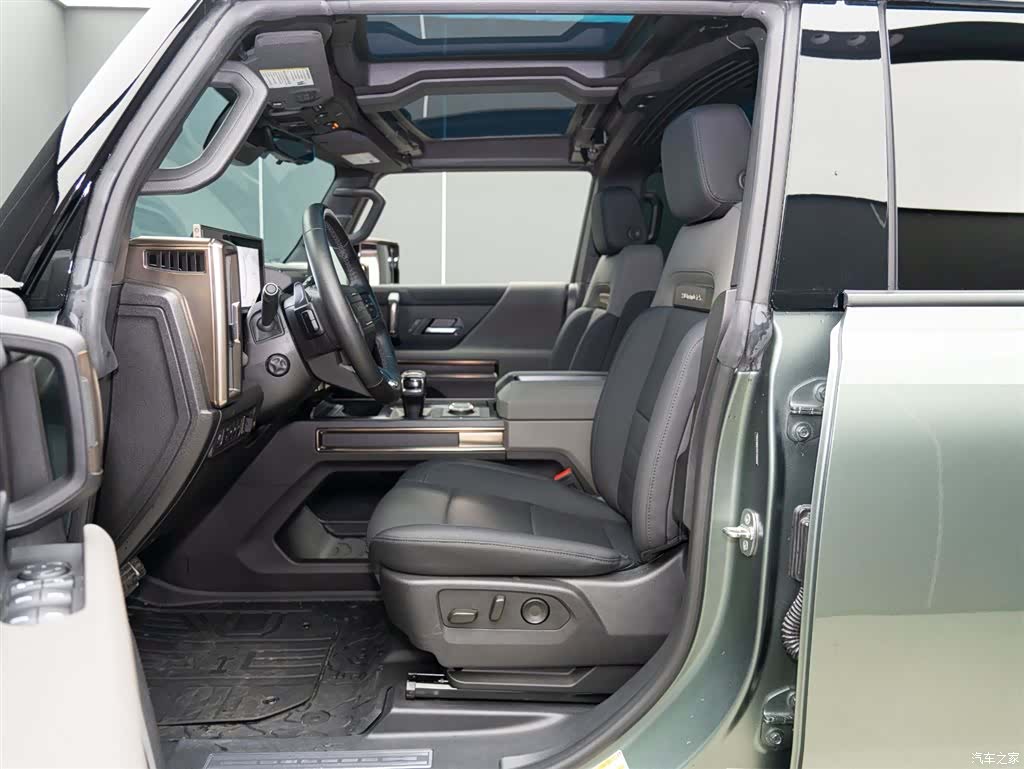 Hummer SUV, 2024 13