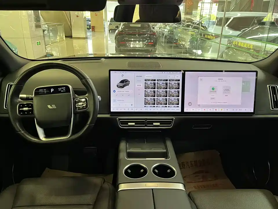 Li Auto Ideal L8