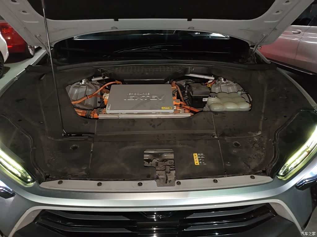 NIO ES8, 2021 20