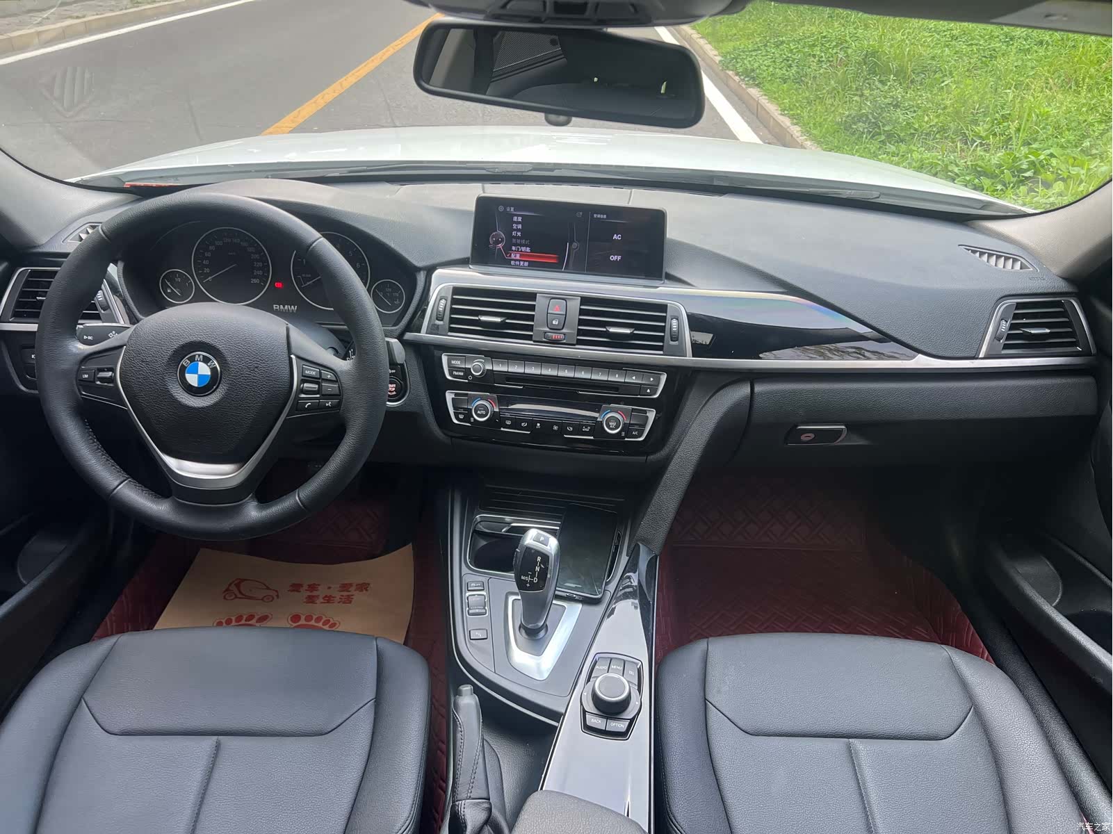 BMW 3 Series, 2017 все фото
