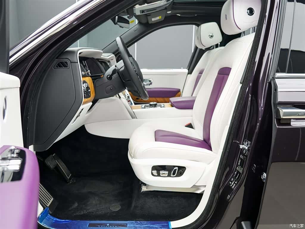 Rolls-Royce Cullinan, 2019 9