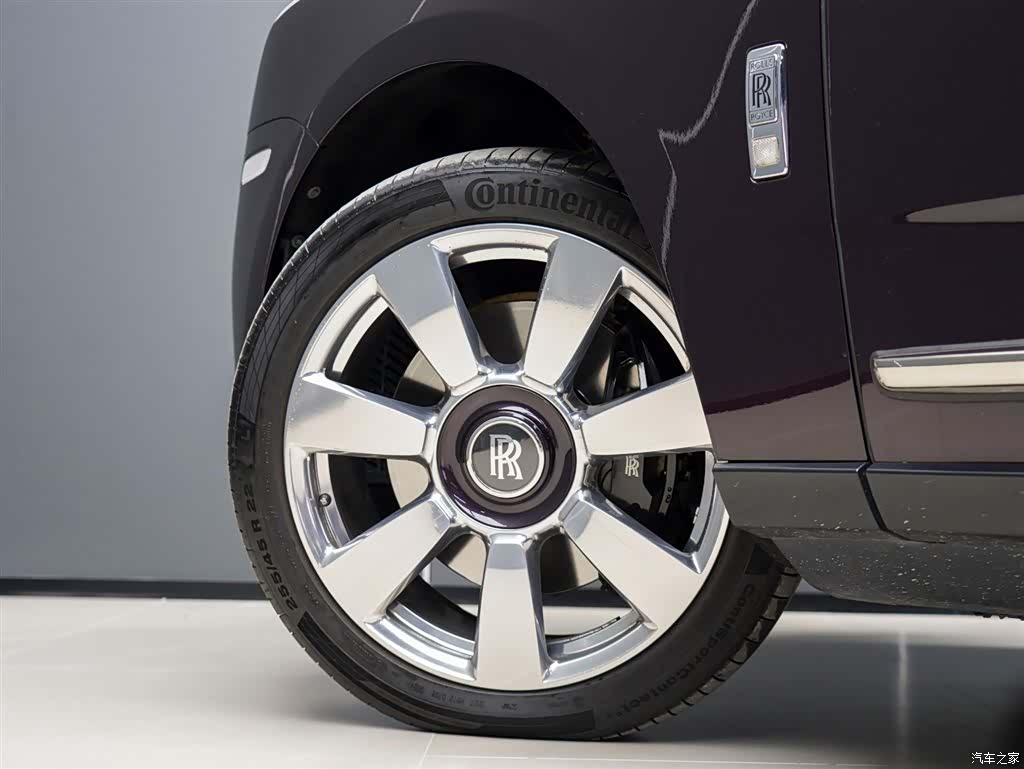 Rolls-Royce Cullinan, 2019 все фото