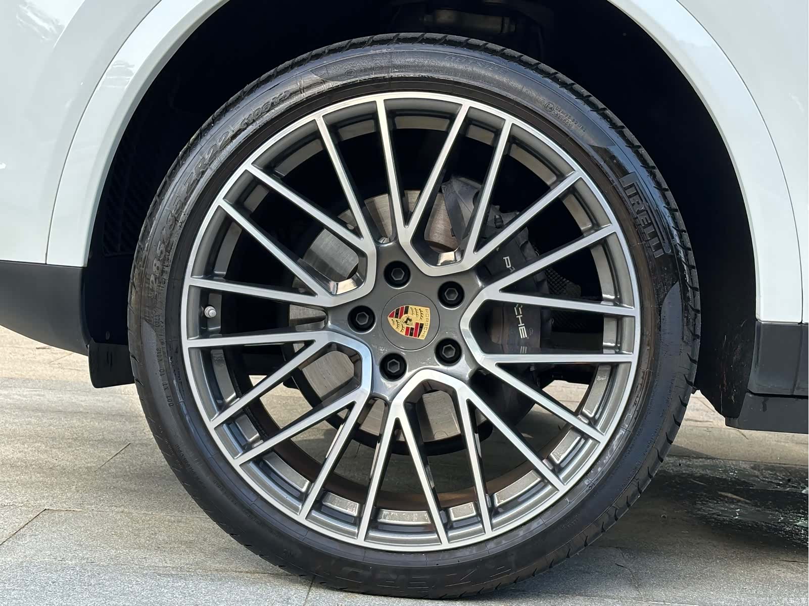 Porsche Cayenne, 2023 10