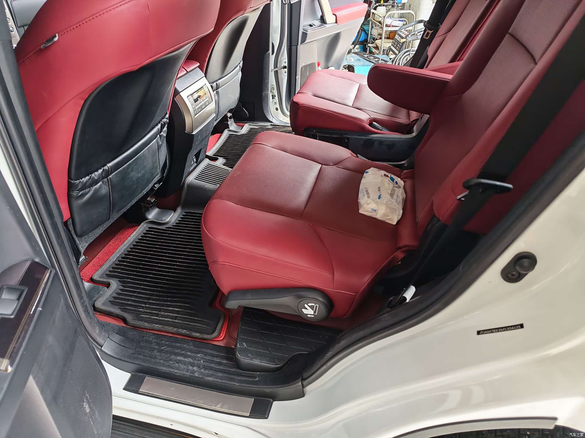 Lexus GX, 2023 19