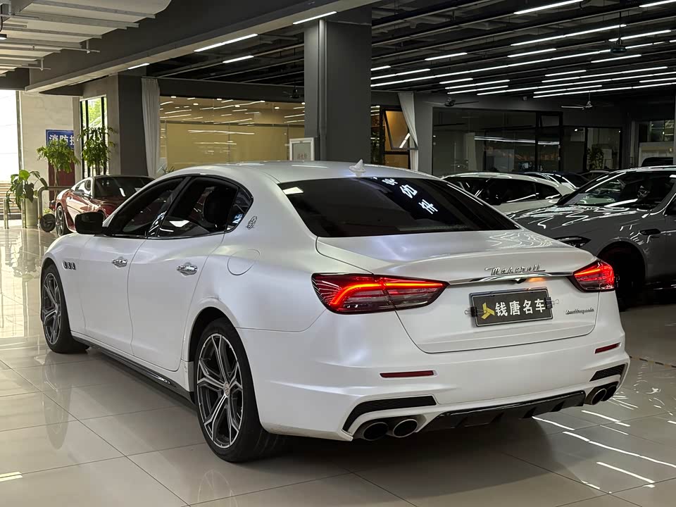 Maserati President