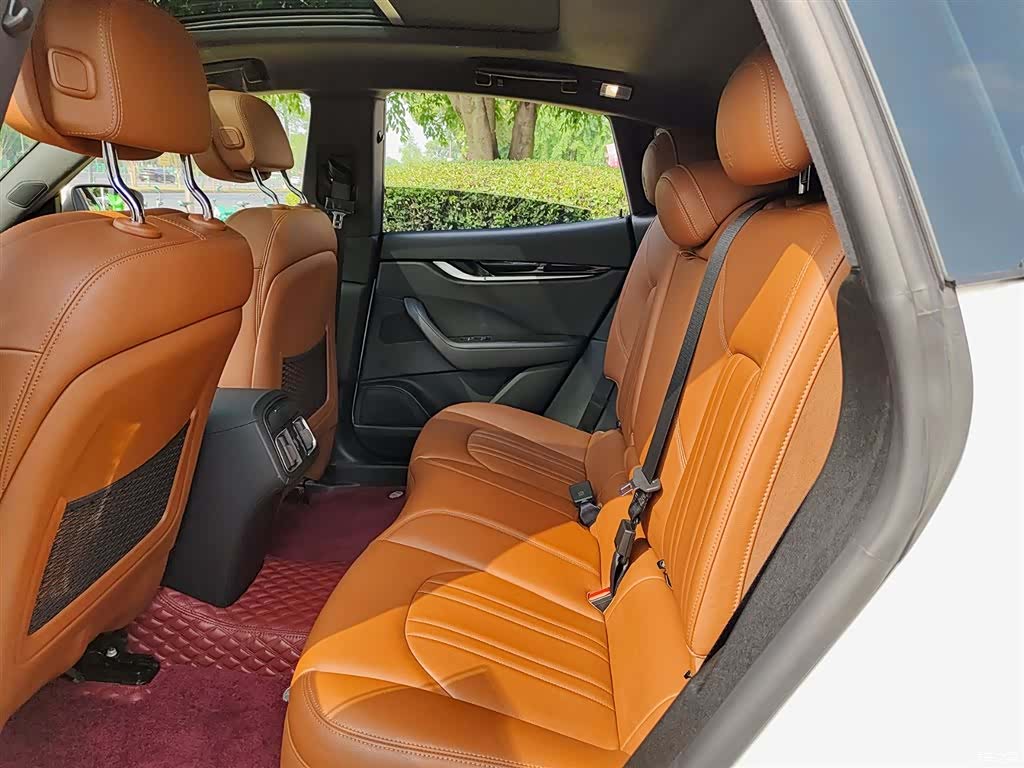 Maserati Levante, 2018 8