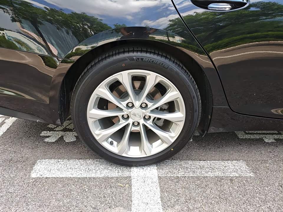 Cadillac CT5