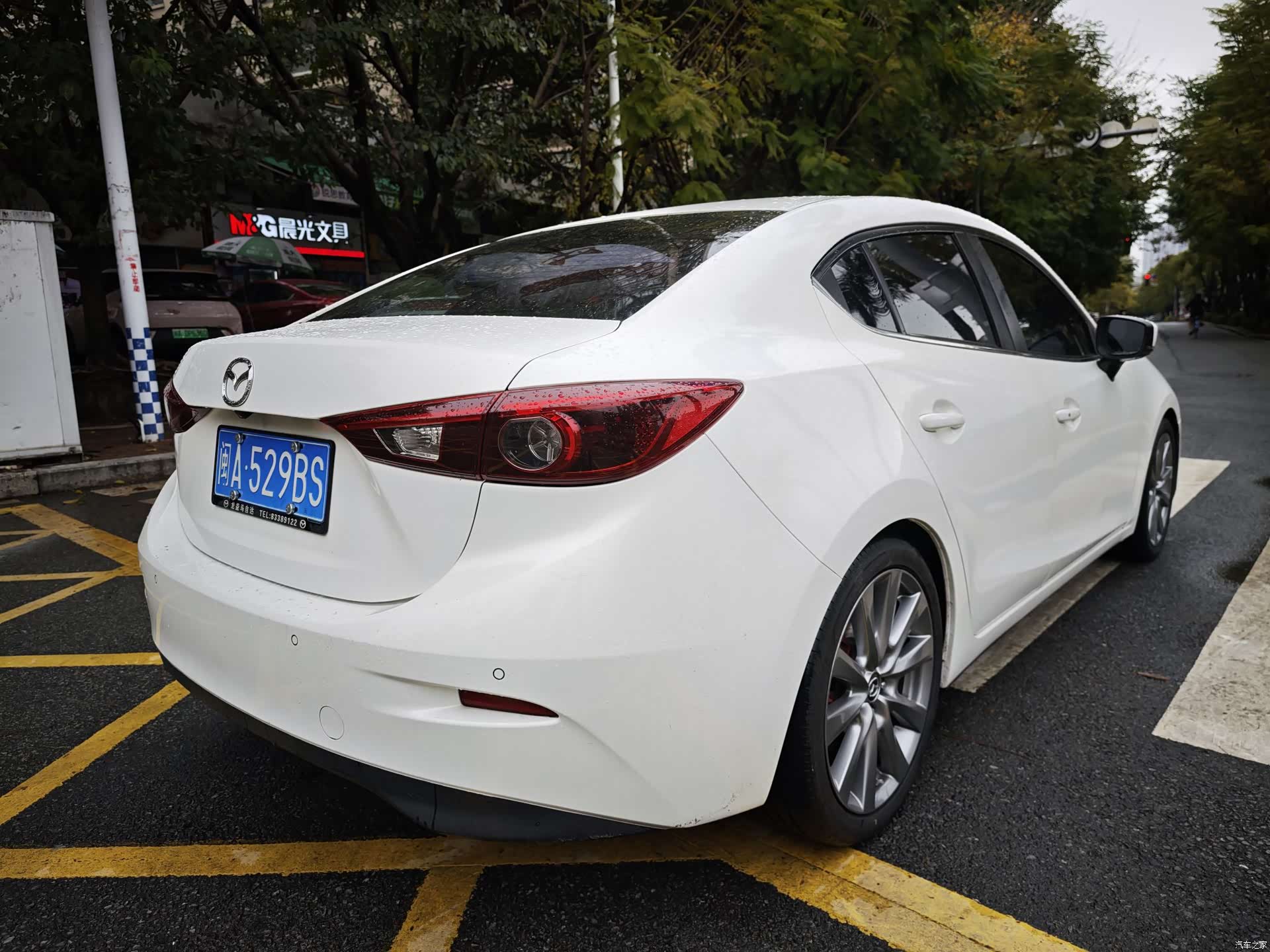 Mazda Mazda3, 2017 16