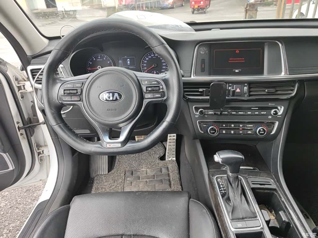 Kia K5, 2016 10