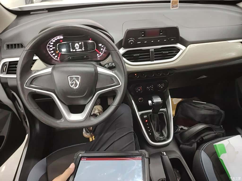 Wuling 510, 2022 6