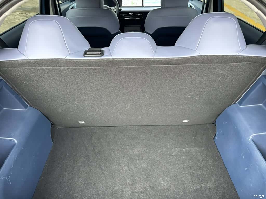 Geely E, 2023 9