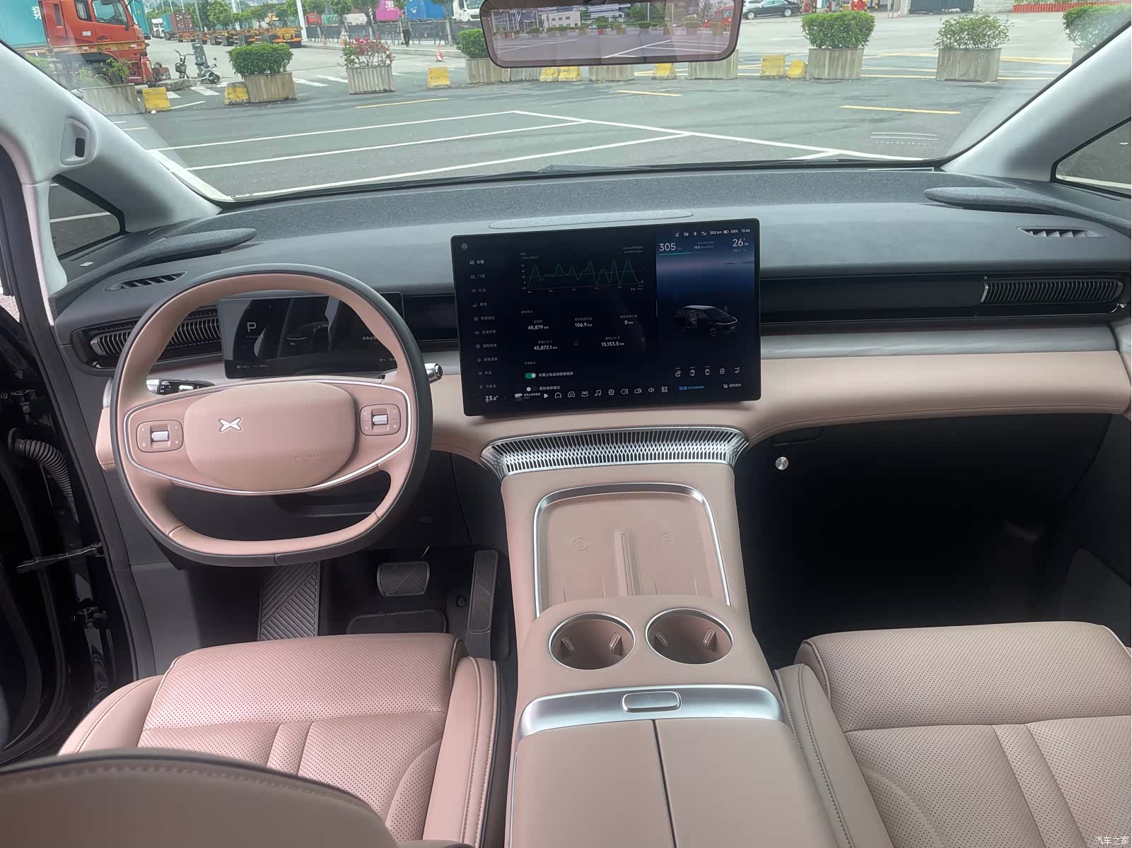 Xpeng X9, 2024 10