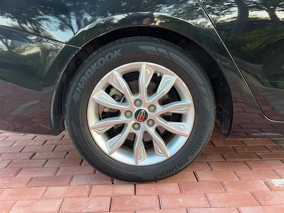 Hongqi H5 Hongqi H5