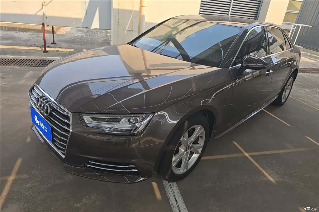 Audi A4L, 2018 1