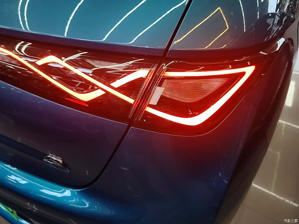 BYD Dolphin, 2023 7