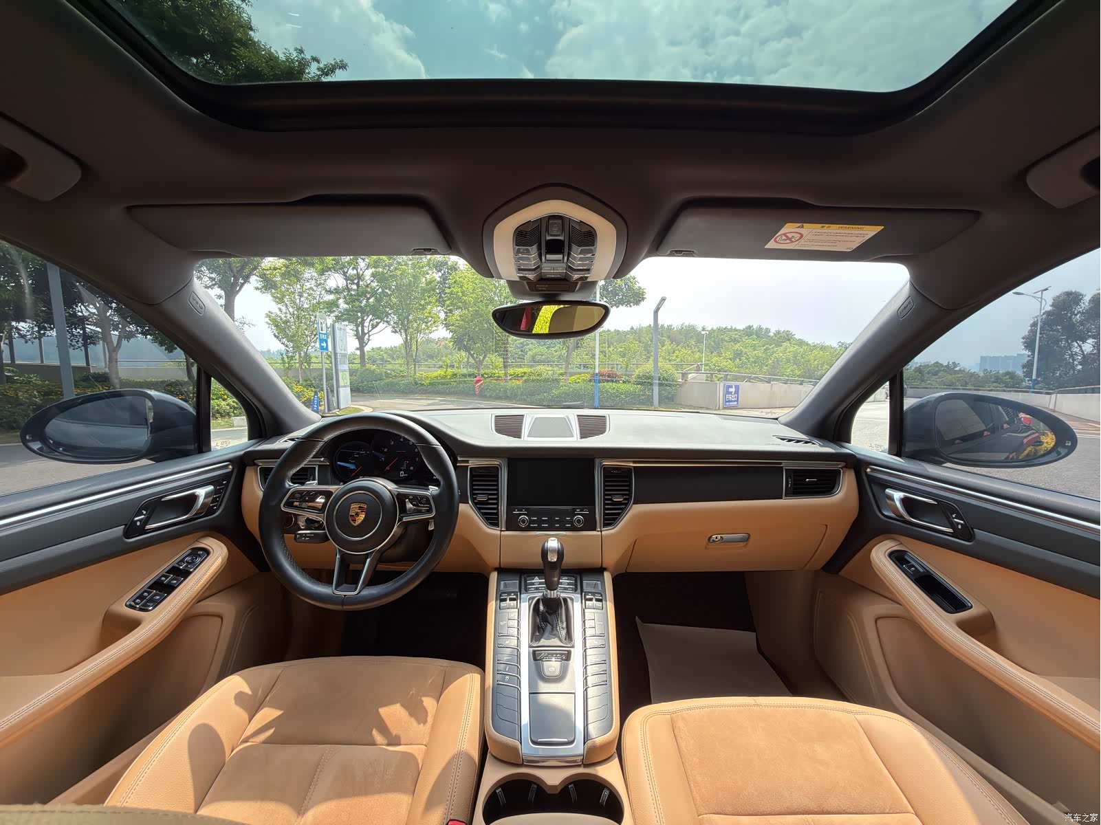 Porsche Macan, 2018 все фото